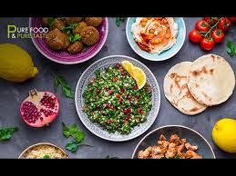 Pure Food & Pure Taste, Thuisbezorgd of afhalen: gezinsschaal mezze + Turks  brood bespaar 34% in Eindhoven via Social Deal